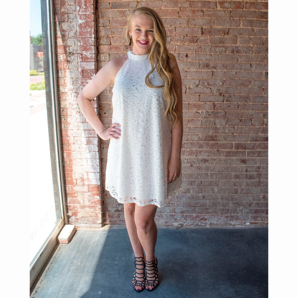 Plus Size Curvy (1X, 3X) White Eyelet Dress